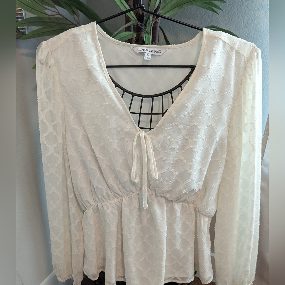 Elizabeth and James | Cream Boho Top | Medium.